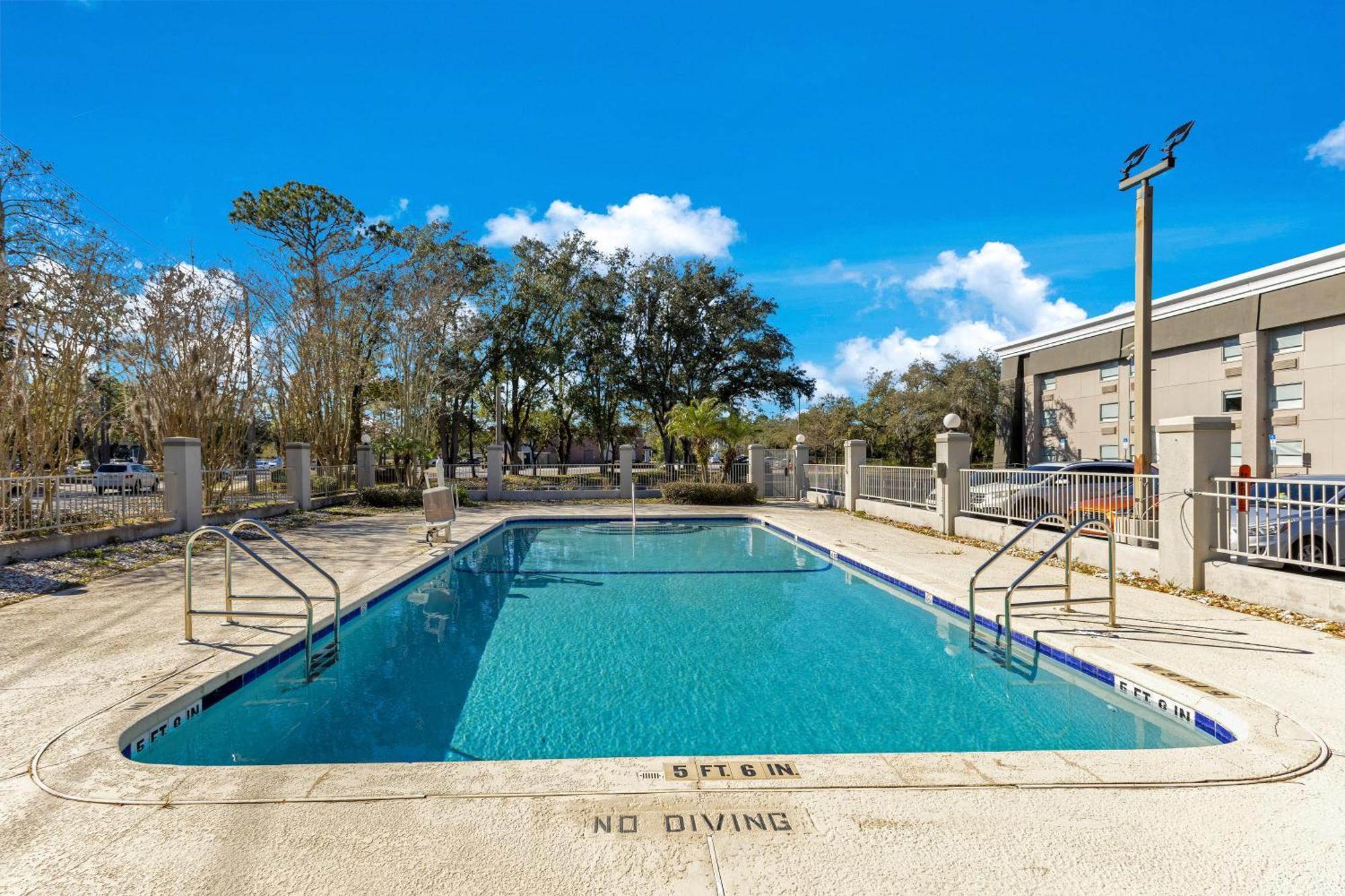 La Quinta Inn & Suites By Wyndham Jacksonville Mandarin Eksteriør bilde